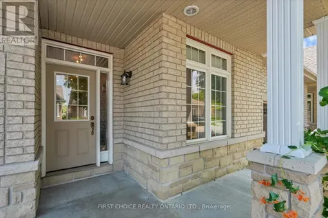 134 Maple Key Private Ottawa ON K1T 0E2