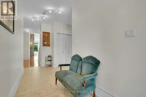 134 Maple Key Private Ottawa ON K1T 0E2