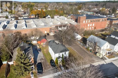 27 Macdonald Street South Arnprior ON K7S 2W4