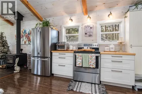 516 Fifth St Street North Belwood ON N0B 1J0
