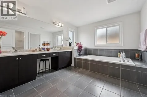 77 Eaglecrest Street Kitchener ON N2K 4K1