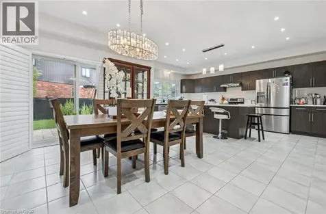 77 Eaglecrest Street Kitchener ON N2K 4K1