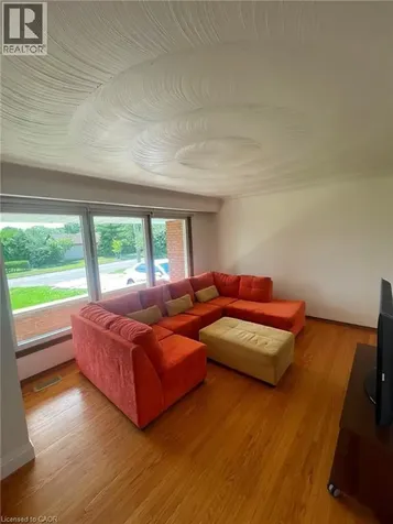 6 Kara Lee Court Guelph ON N1E 4P2