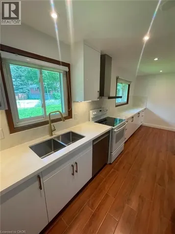 6 Kara Lee Court Guelph ON N1E 4P2