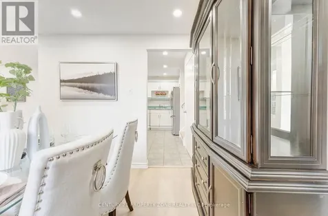 102 Hickory Heights Crescent Kitchener ON N2N 1H4
