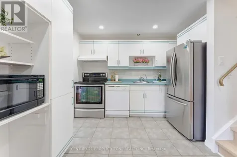 102 Hickory Heights Crescent Kitchener ON N2N 1H4