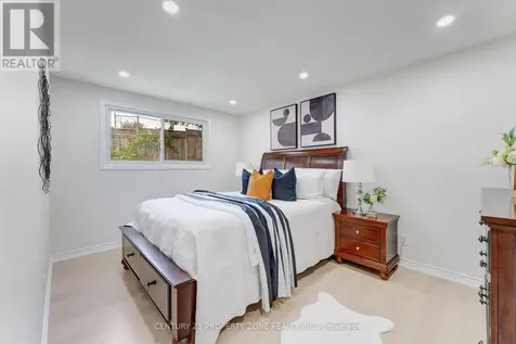 102 Hickory Heights Crescent Kitchener ON N2N 1H4