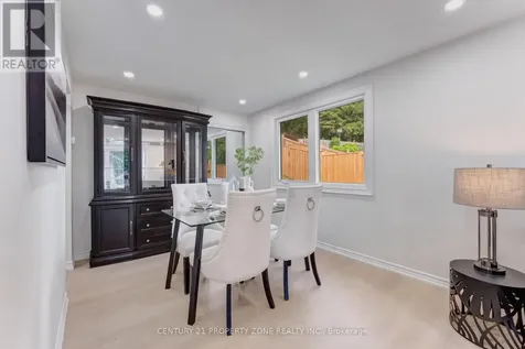 102 Hickory Heights Crescent Kitchener ON N2N 1H4