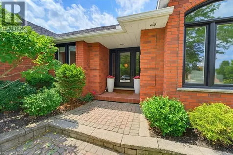 12 Macbride Court Brantford ON N3T 6J1