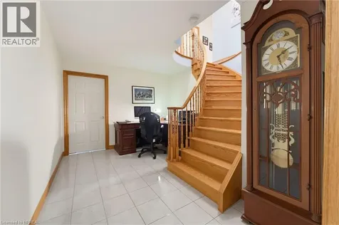 12 Macbride Court Brantford ON N3T 6J1