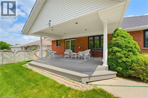 12 Macbride Court Brantford ON N3T 6J1