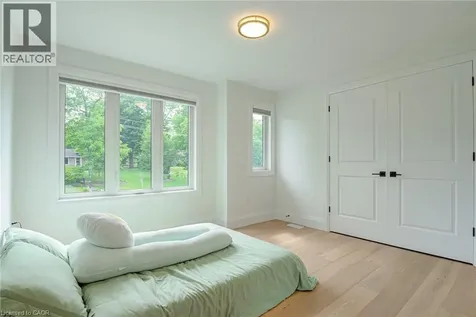 90 Margaret Avenue North Waterloo ON N2J 3P9