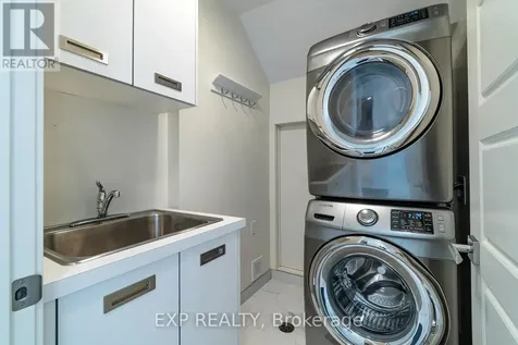 3692 Ferretti Court Innisfil ON L9S 0N6