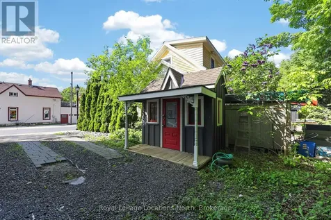 21 Bruce Street North Blue Mountains ON N0H 2P0