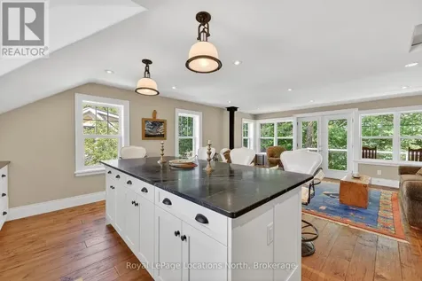 21 Bruce Street North Blue Mountains ON N0H 2P0