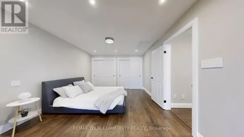 10 Reddington Drive Caledon ON L7E 4C3