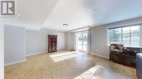 10 Reddington Drive Caledon ON L7E 4C3