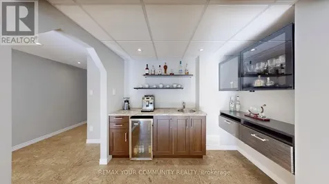 10 Reddington Drive Caledon ON L7E 4C3