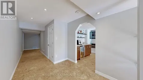 10 Reddington Drive Caledon ON L7E 4C3
