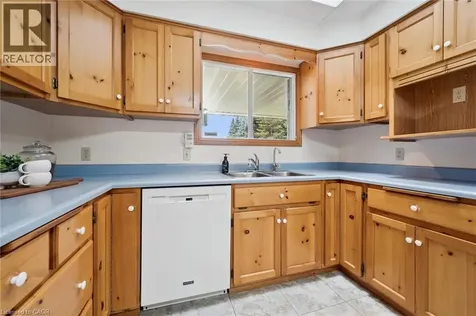27 Atchison Lane Fergus ON N1M 3L1