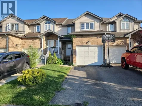 316 Activa Avenue Kitchener ON N2E 3V1