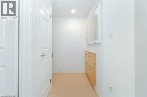 316 Activa Avenue Kitchener ON N2E 3V1