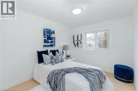 316 Activa Avenue Kitchener ON N2E 3V1