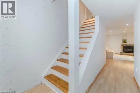 316 Activa Avenue Kitchener ON N2E 3V1