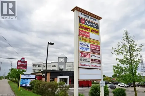 316 Activa Avenue Kitchener ON N2E 3V1