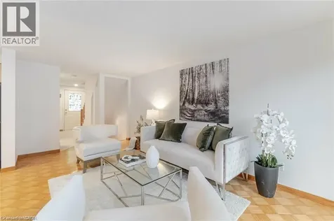 316 Activa Avenue Kitchener ON N2E 3V1