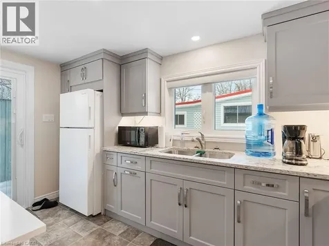 7 Park Street Nanticoke ON N0A 1L0