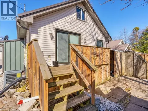 7 Park Street Nanticoke ON N0A 1L0