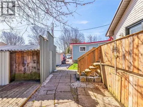 7 Park Street Nanticoke ON N0A 1L0