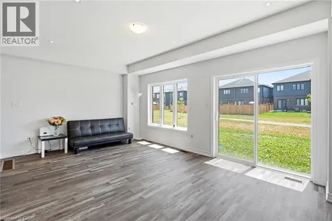 33 Admiral Road Welland ON L3B 0H4
