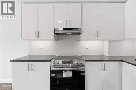 33 Admiral Road Welland ON L3B 0H4