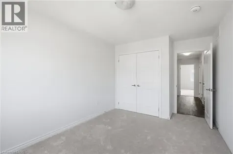 33 Admiral Road Welland ON L3B 0H4