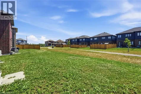 33 Admiral Road Welland ON L3B 0H4