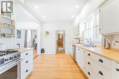 79 Mcmurray Street Bracebridge ON P1L 2A1
