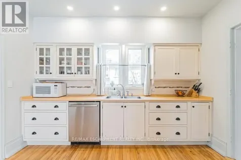 79 Mcmurray Street Bracebridge ON P1L 2A1