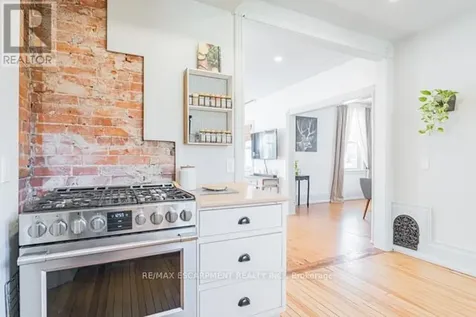 79 Mcmurray Street Bracebridge ON P1L 2A1