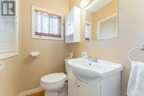 79 Mcmurray Street Bracebridge ON P1L 2A1
