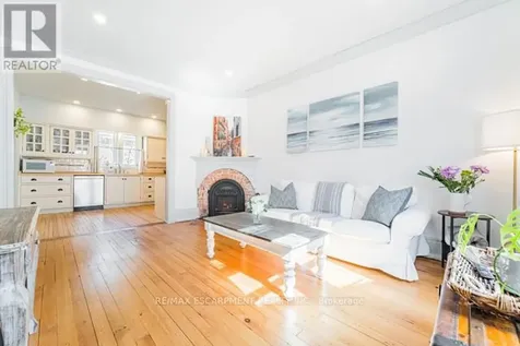 79 Mcmurray Street Bracebridge ON P1L 2A1