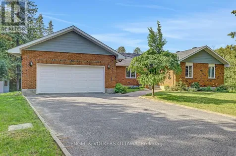 132 Grey Stone Drive Ottawa ON K0A 1L0