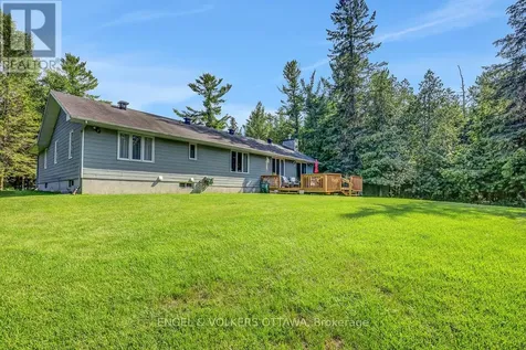 132 Grey Stone Drive Ottawa ON K0A 1L0