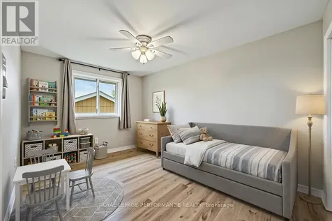 531 Blossom Park Drive Cornwall ON K6H 5N1