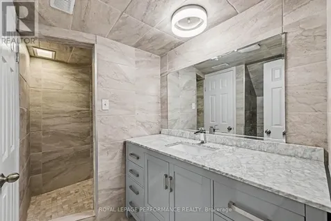 531 Blossom Park Drive Cornwall ON K6H 5N1