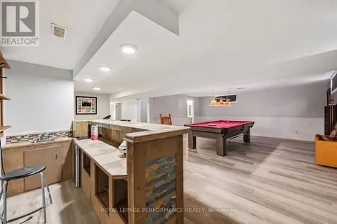 531 Blossom Park Drive Cornwall ON K6H 5N1