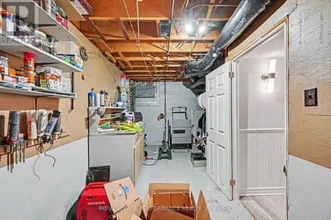 531 Blossom Park Drive Cornwall ON K6H 5N1