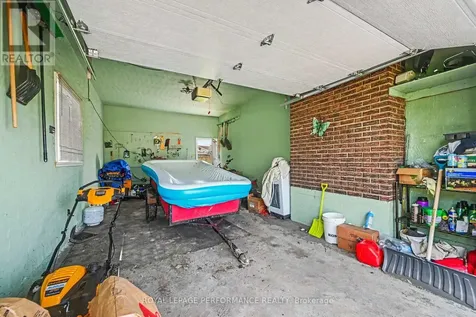 531 Blossom Park Drive Cornwall ON K6H 5N1