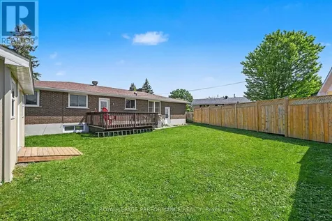 531 Blossom Park Drive Cornwall ON K6H 5N1